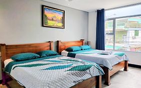 Pura vida apartments